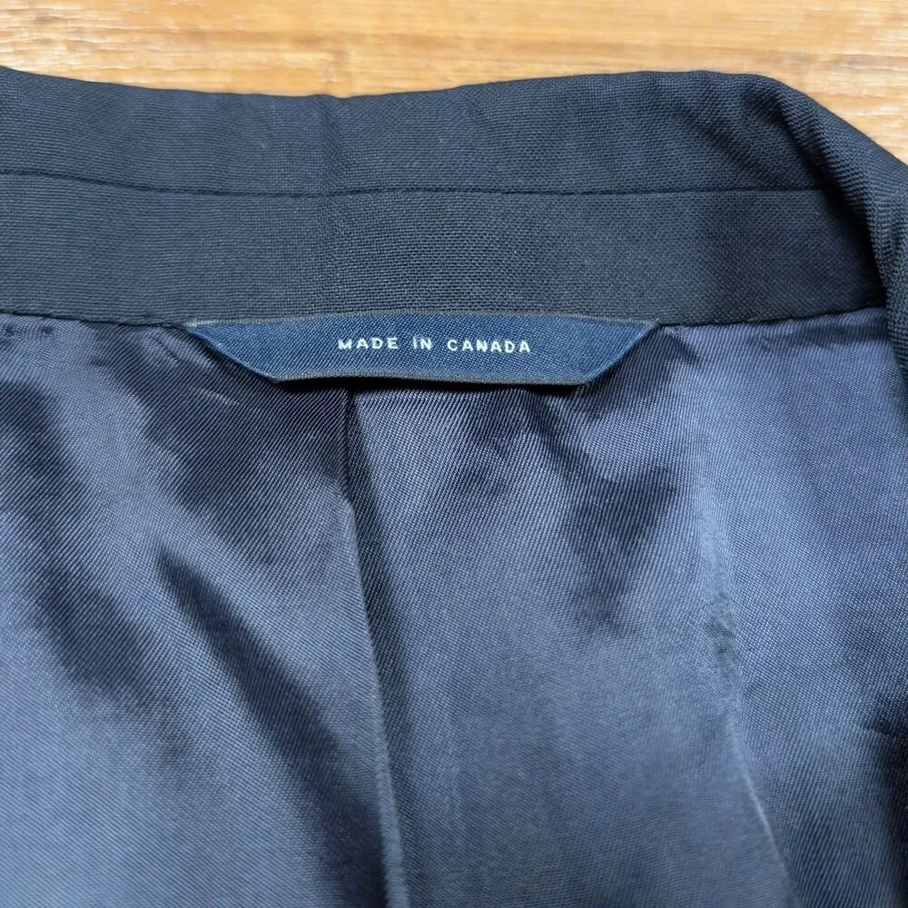 Brooks Brothers Brooksease Loro Piana Wool Blazer Size 45 L Navy Gold Buttons